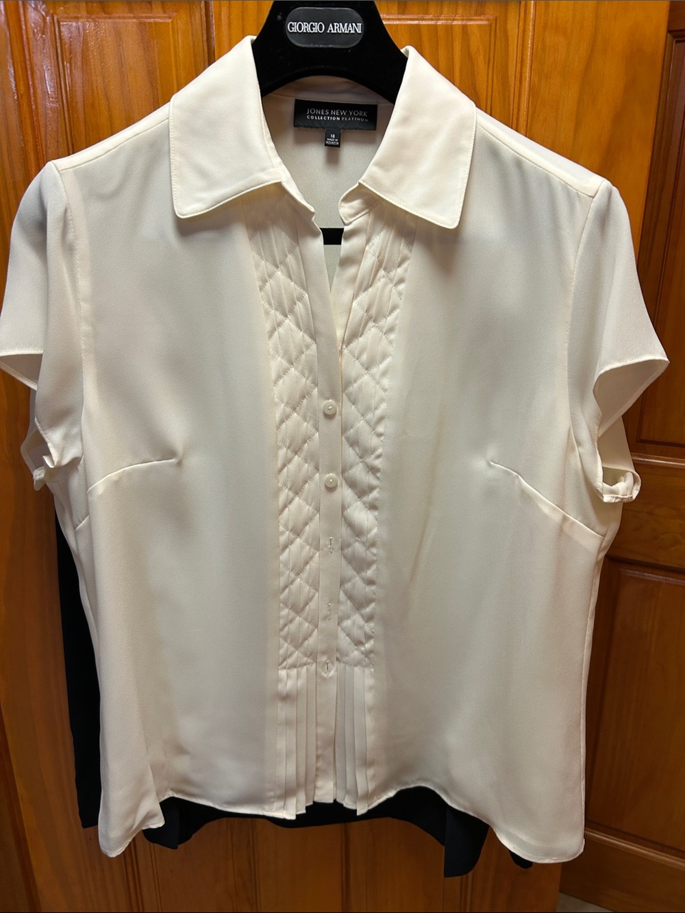 Jones New York Cream Quilted-Front Short Sleeve Blouse